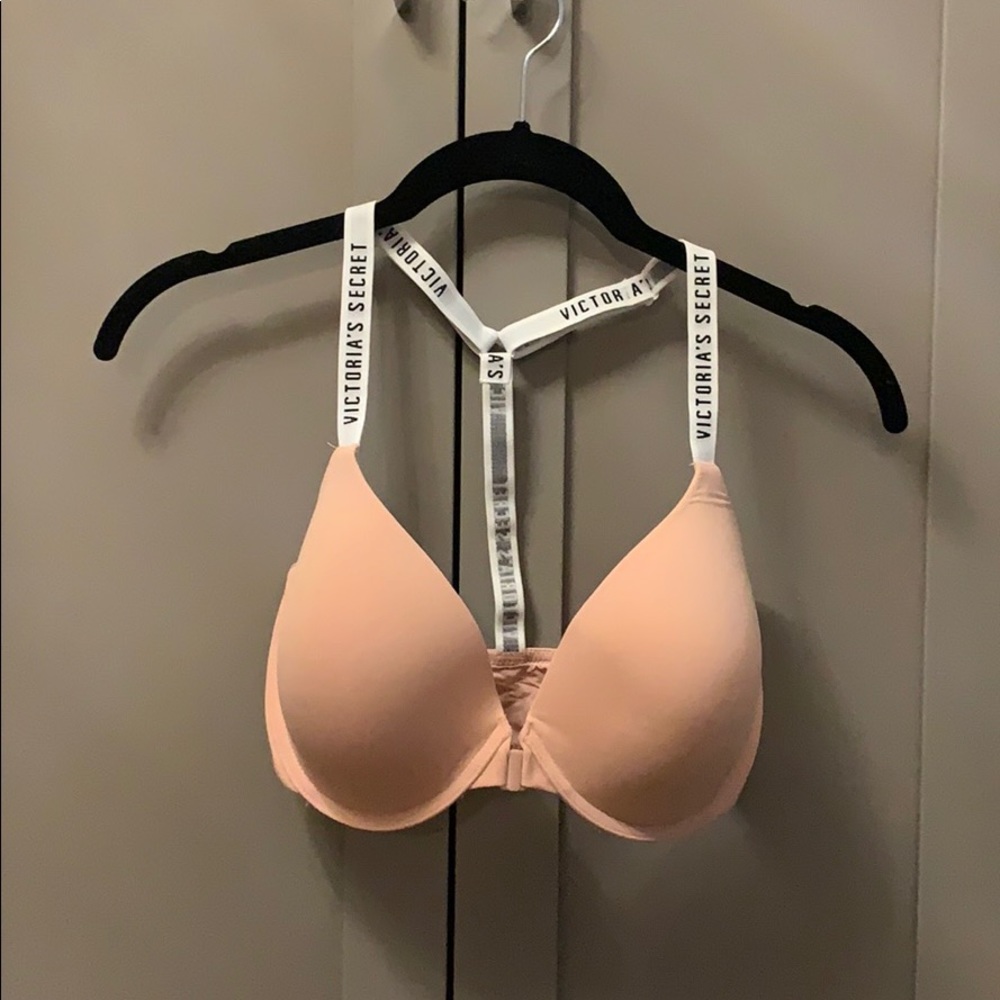 Victoria Secret Racerback Bra 32DDD